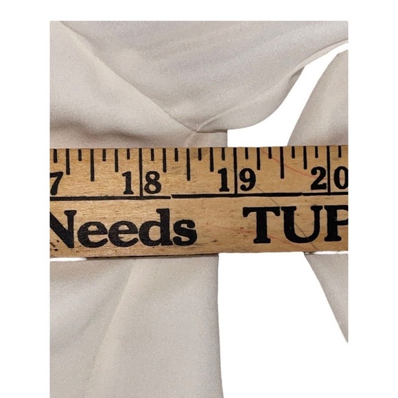 L’Agence Women Ivory Long Sleeve Draped Faux-Wrap Silk Blouse Size S - Picture 6 of 7